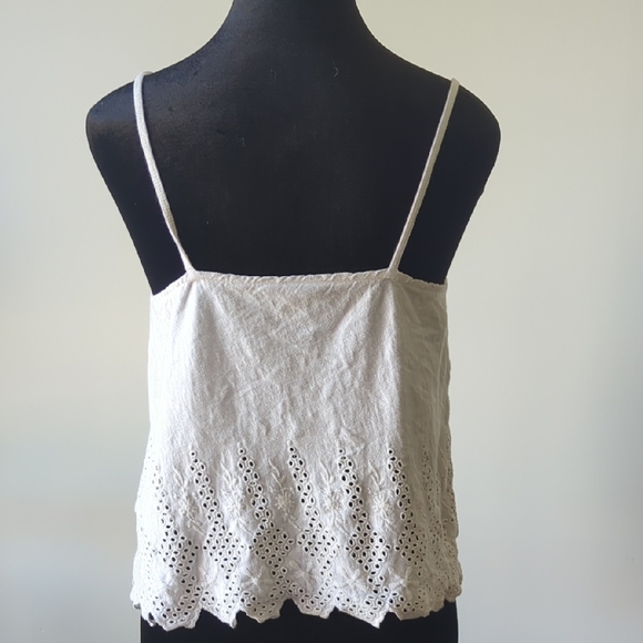 American Eagle Outfitters White Crop Camisole with Spaghetti Straps - Picture 5 of 7